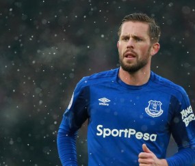 开云体育APP下载-马赛对阵伊拉克，伊萨克关键进球定乾坤，足球如何缝合文明裂痕？